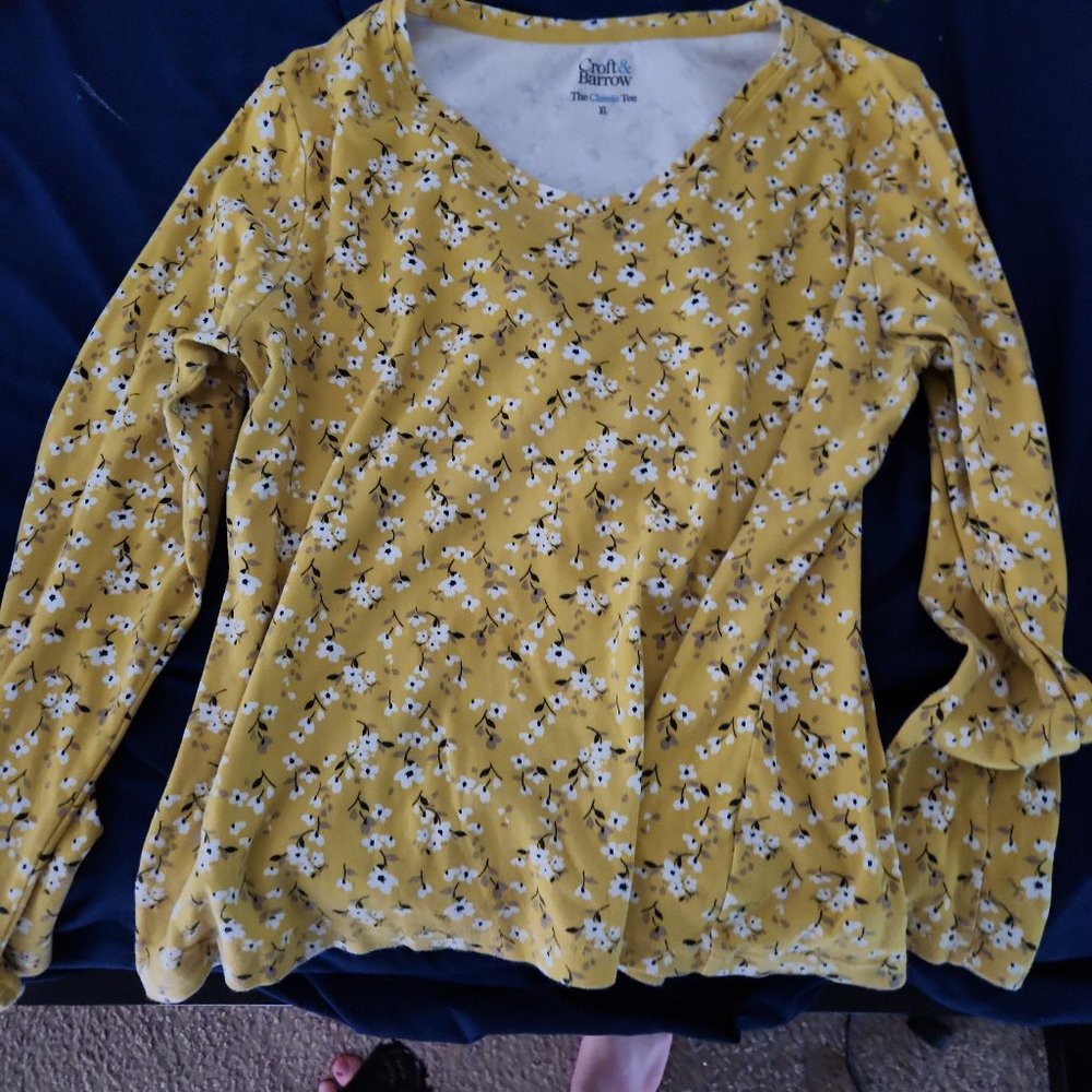 Yellow long sleeve flower shirt